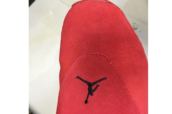 AA2494-601 AIR RED SUEDE” 18“ AA2494-601 JORDAN 0331